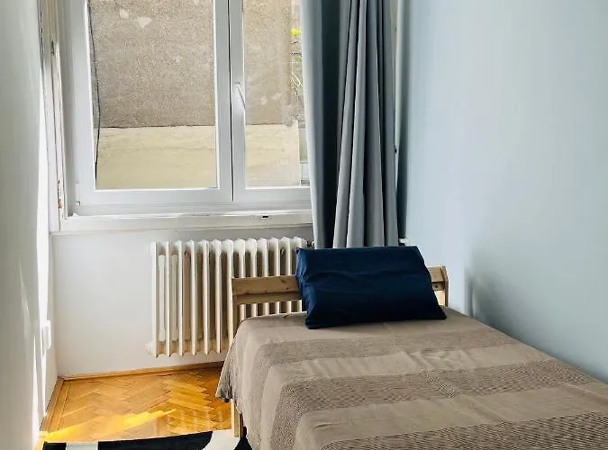 Διαμέρισμα Bauhaus Flat In Amazing Location *